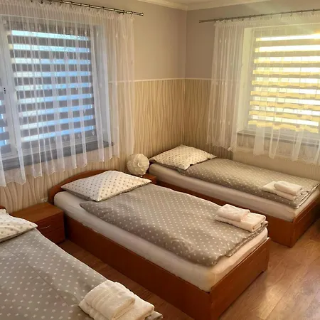 Pod Kasztanem 3*