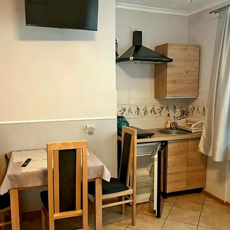 Pod Kasztanem B&B 3*