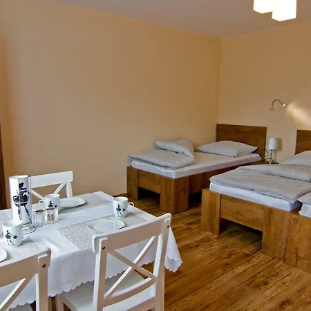 Pod Kasztanem ベッド・アンド・ブレックファスト シフィノウイシチェ